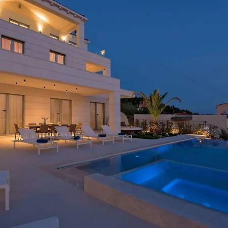 Luxury Carpe Diem Paradise רוגוזניצה